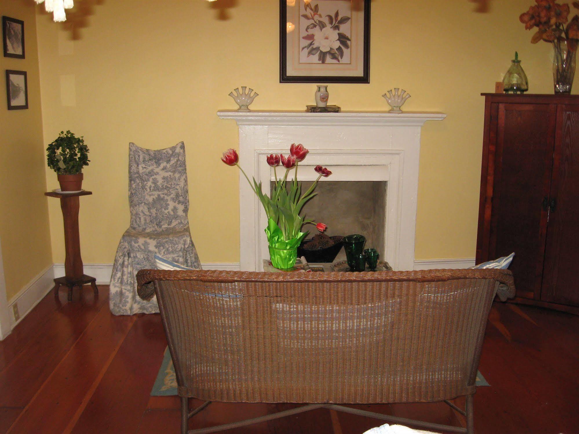 Magnolia Cottage Bed And Breakfast 纳奇兹 外观 照片